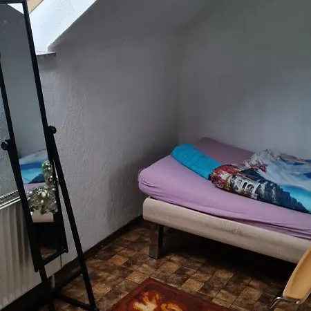 Apartment Ruhige Lage Dachgeschoss