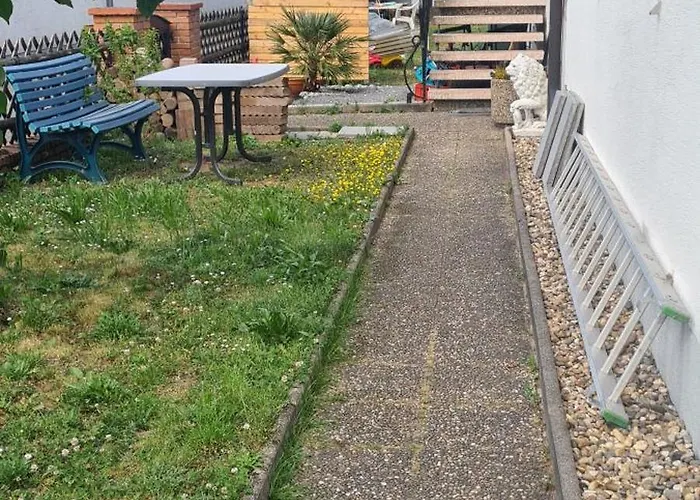 Dachgeschoss Mit Balkon *